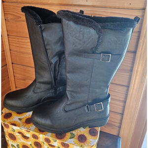 New Totes Lined Winter Boots